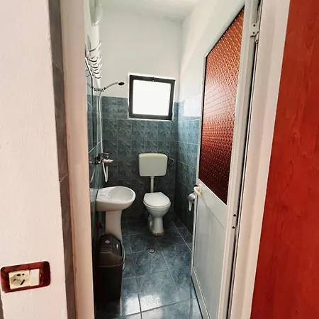 Manuel * Шенджин