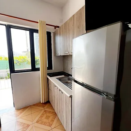 Manuel * Shengjin (Lezhe)