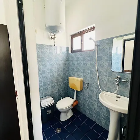 Manuel * Shengjin (Lezhe)