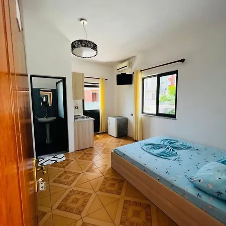 Manuel * Shengjin (Lezhe)