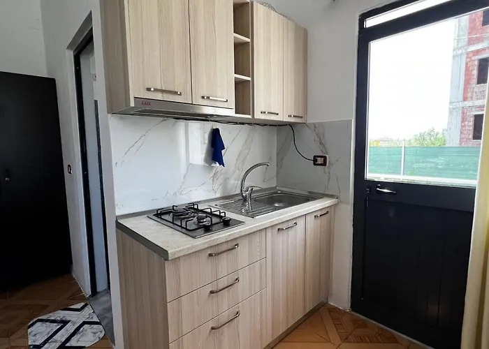 Apartment Manuel Shëngjin
