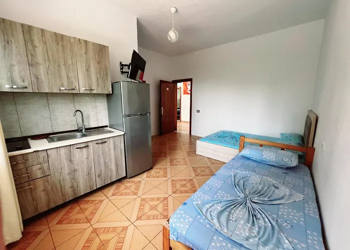 Manuel Apartamento Shëngjin